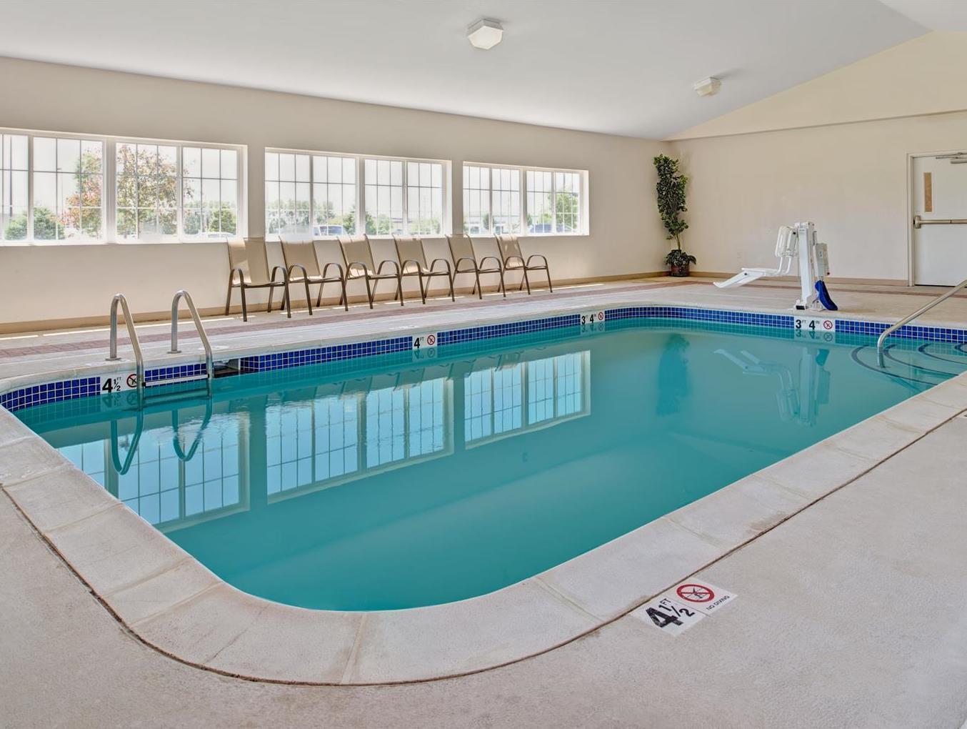 Microtel Inn & Suites By Wyndham Bluffs Council Bluffs Dış mekan fotoğraf